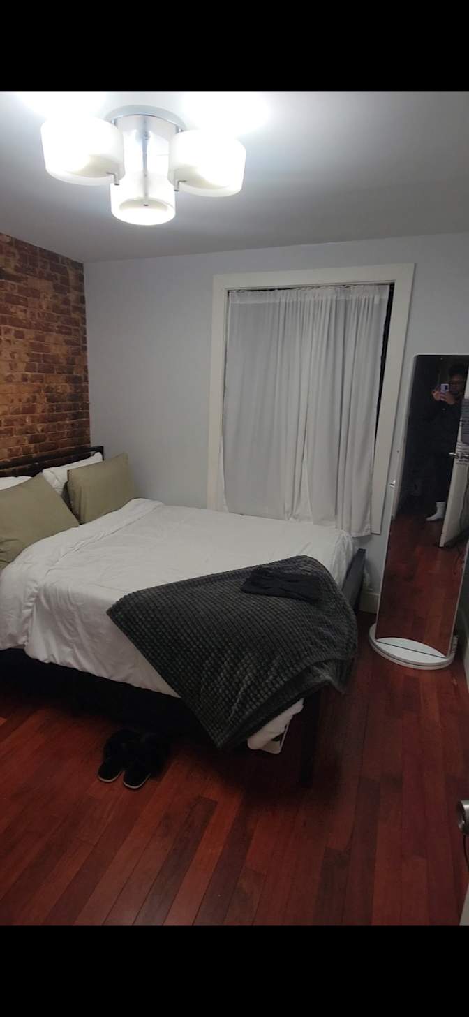 Shanelle's room