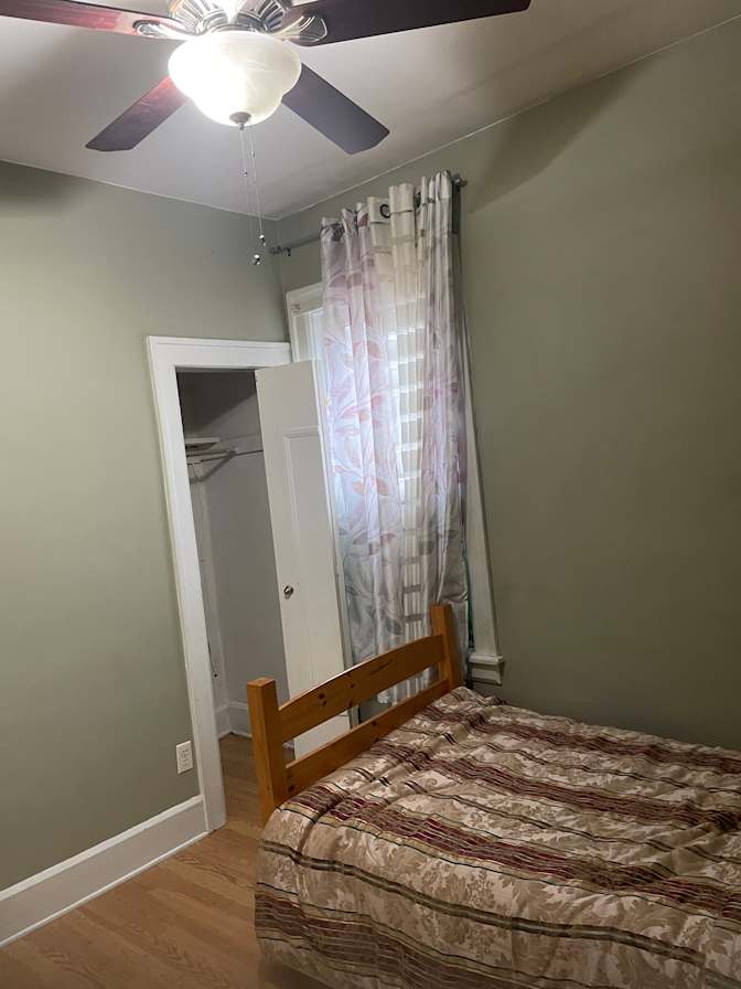 Aurelio's room
