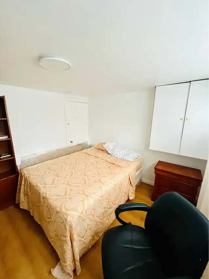 choluk's room