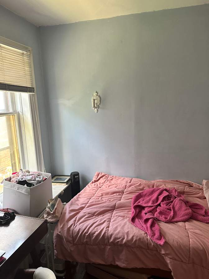 Samuel Awolesi's room