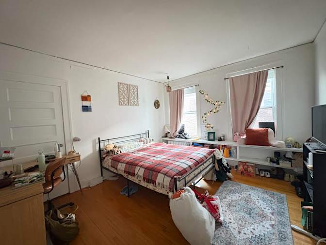 Peter Fisdel's room