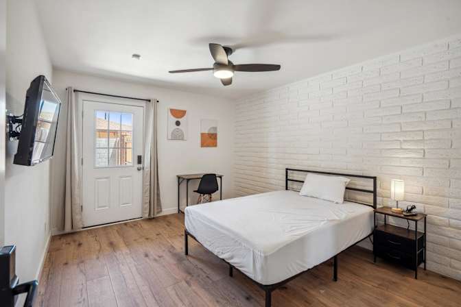 PadSplit's room
