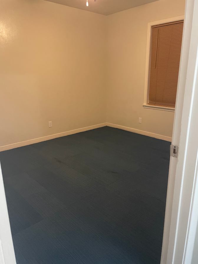 Sergio's room