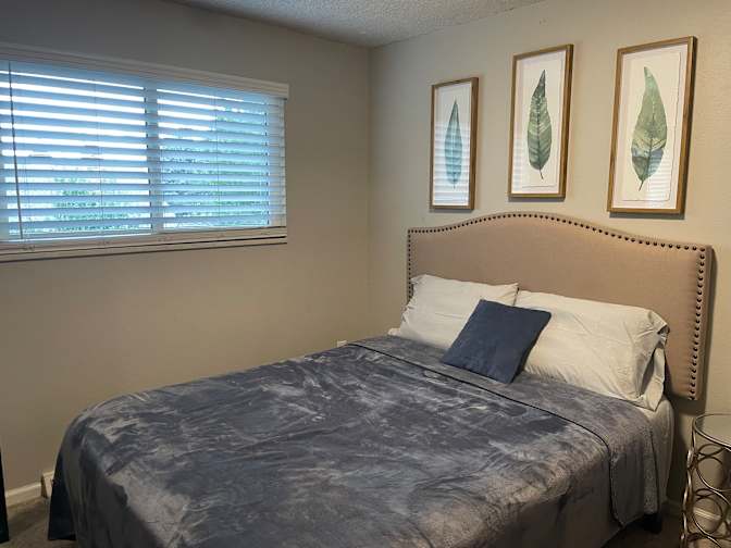 Carol mackey's room