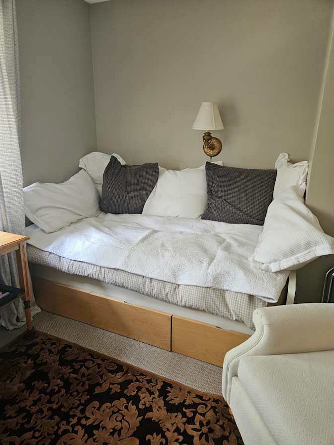 Zeva's room