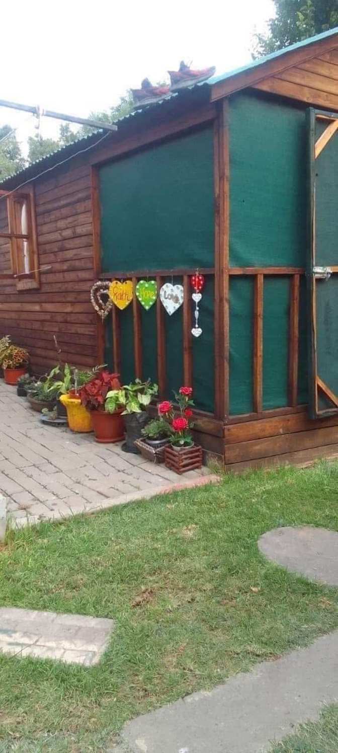 Maureen's room