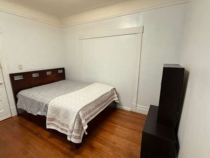 Sandy's room