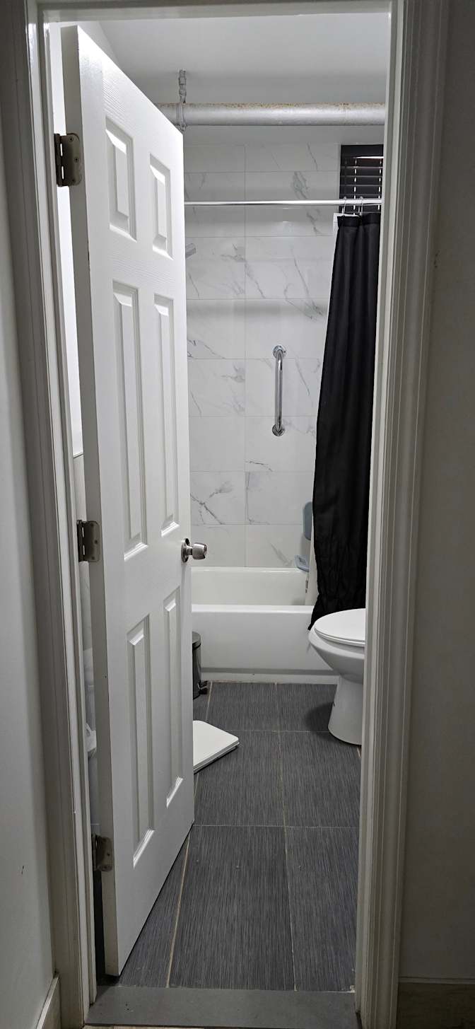 Raul's room