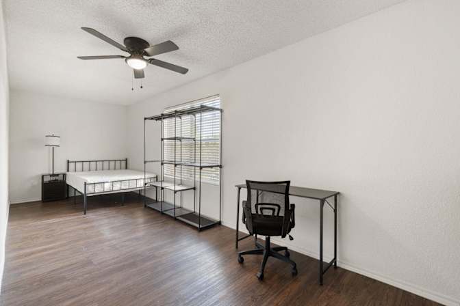 PadSplit's room