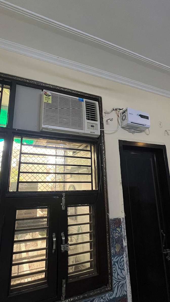Aarohi's room