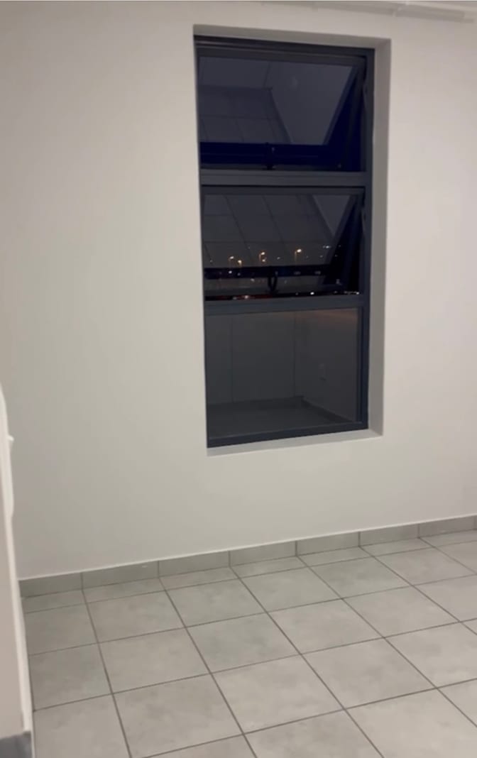 Ayandisa's room