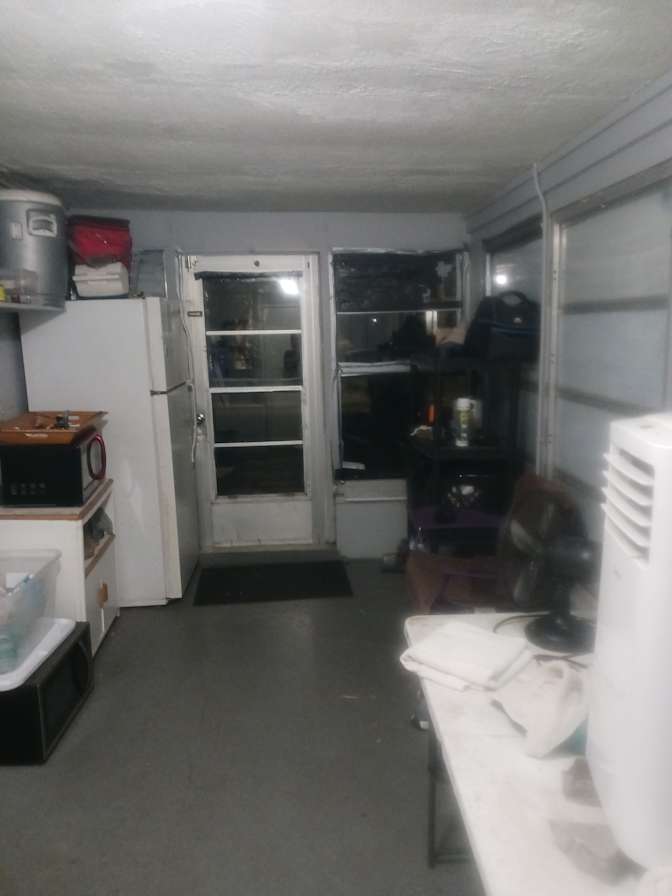 Wayne A Schenk's room