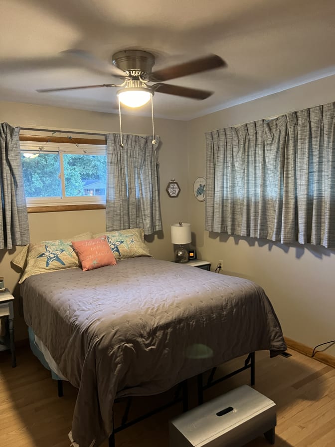 Jill's room