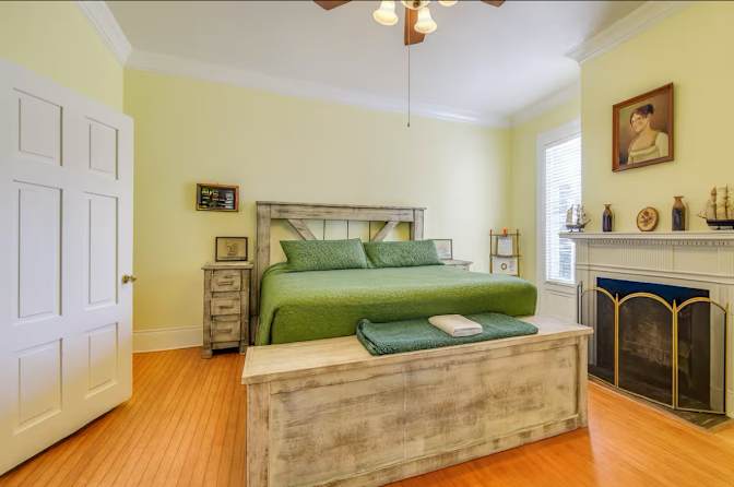 Peter's room