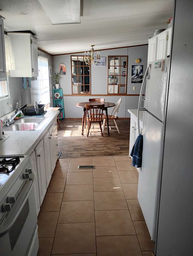 James Gangluff's room