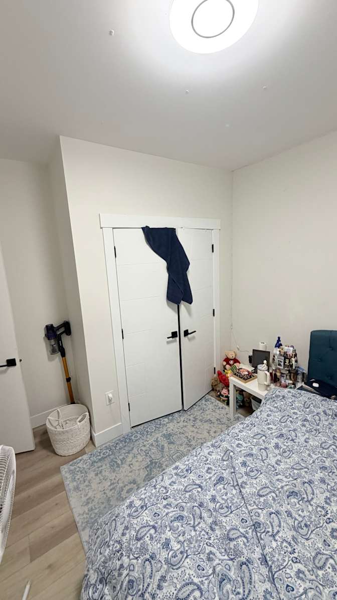 Harjot Harjot's room