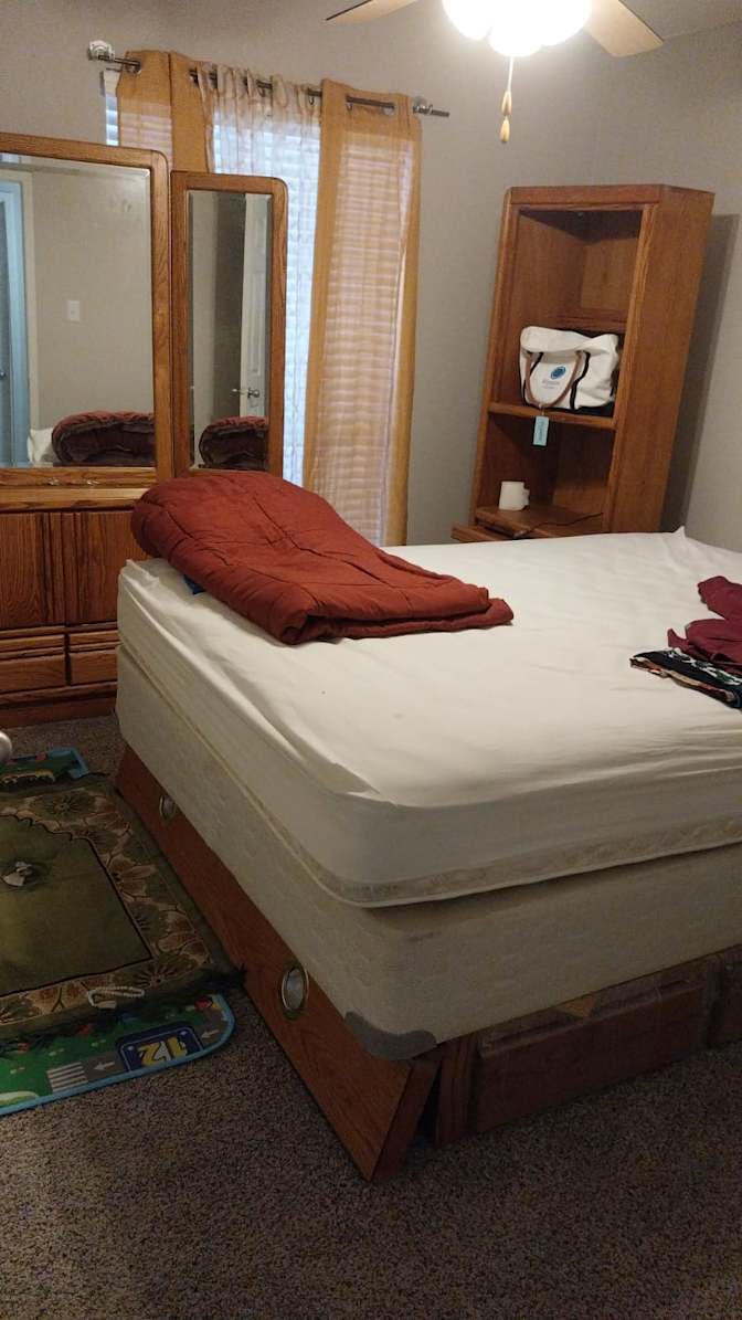 Mwassy Mkomu's room