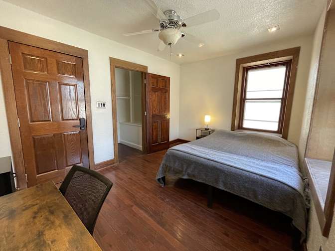 PadSplit's room