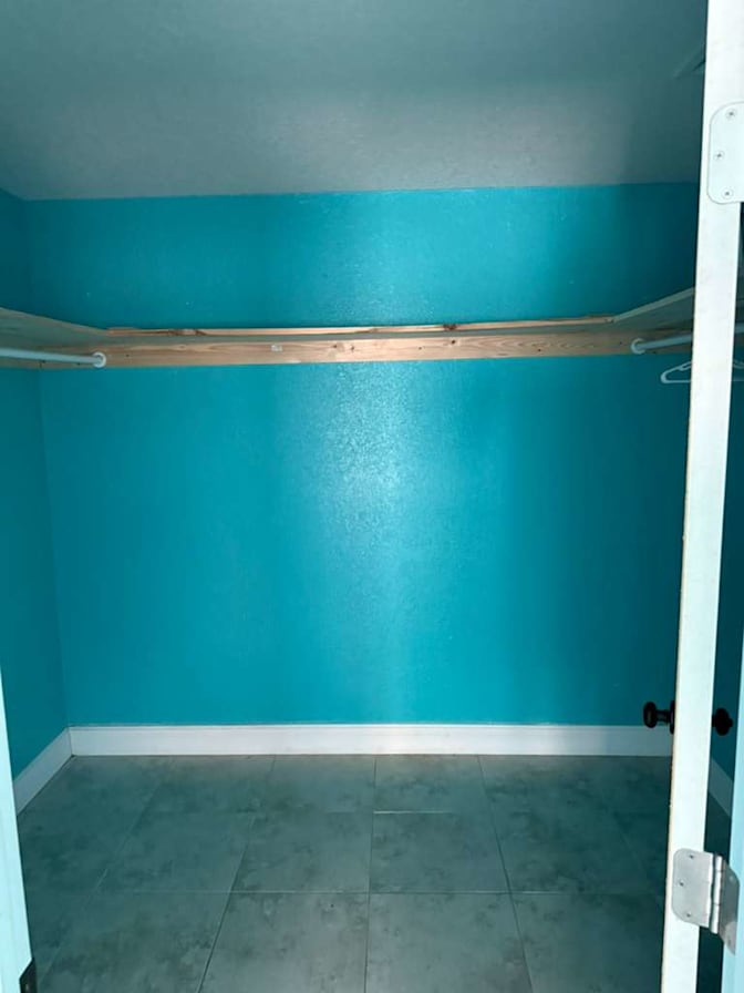 Stanford Briscoe's room