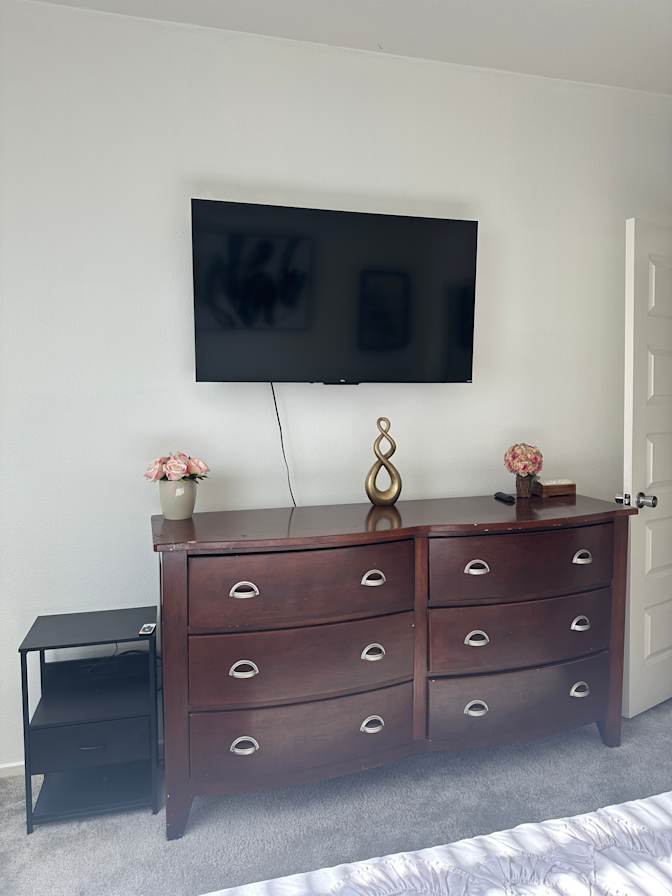 Dulce's room