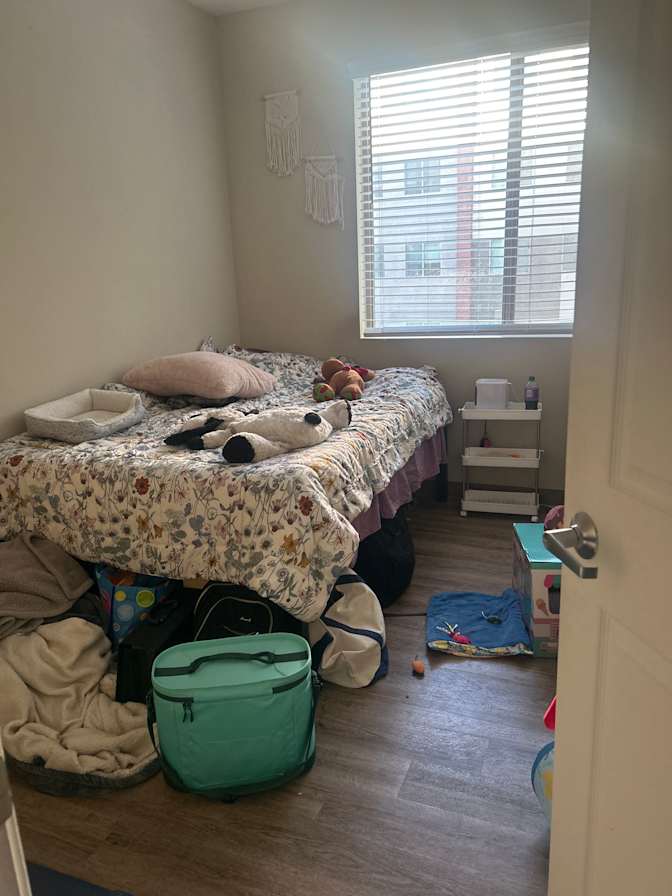 Naomi's room