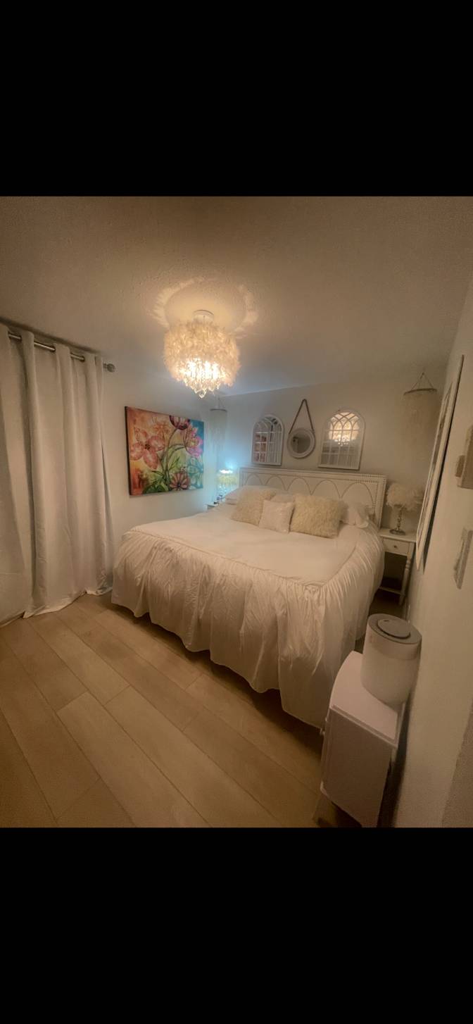 Latisha hayden's room