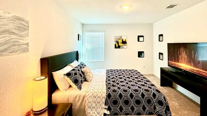 Jose Romero's room