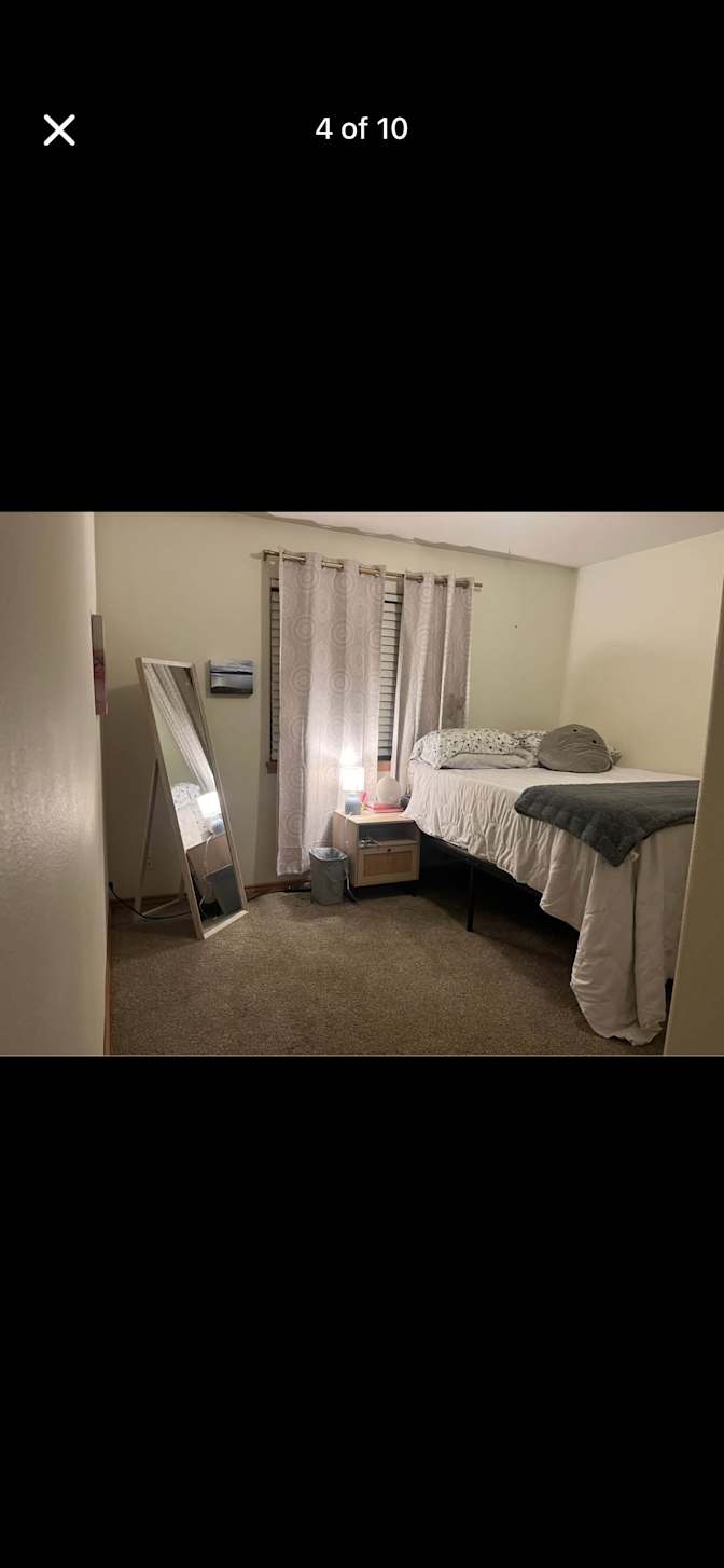 Lizzie's room