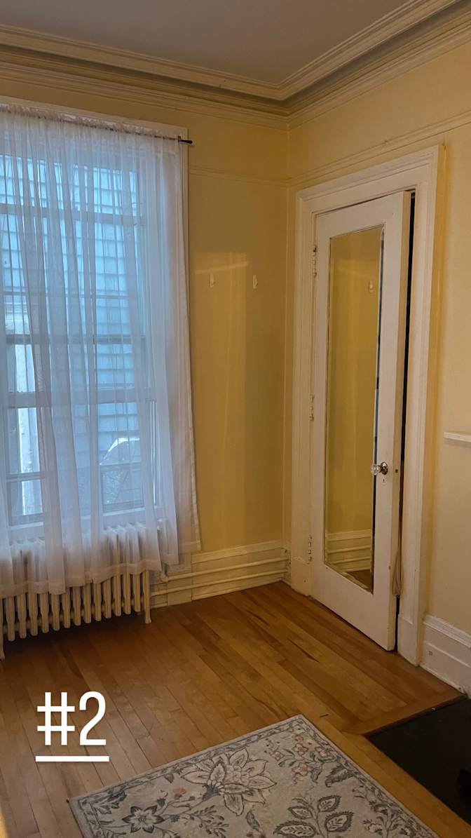 Lucia's room