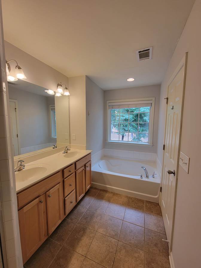 Atlanta Property Services's room