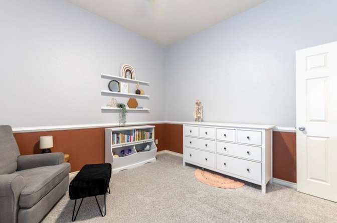 Steven's room