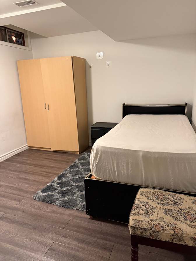 Jaspreet kaur's room