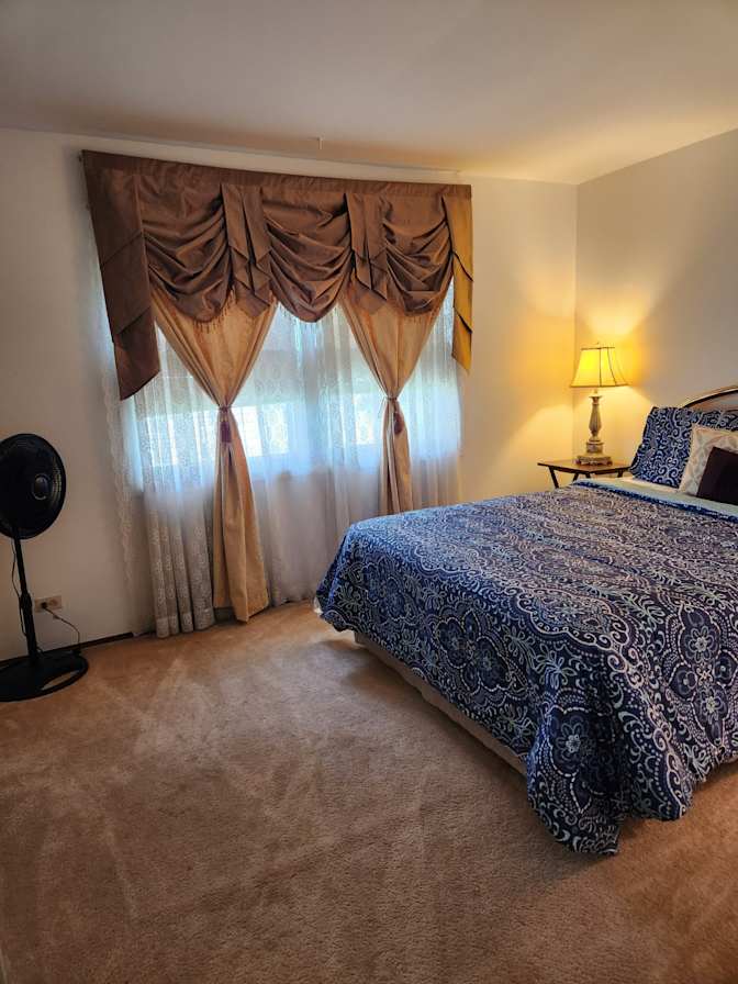 Praisewin's room