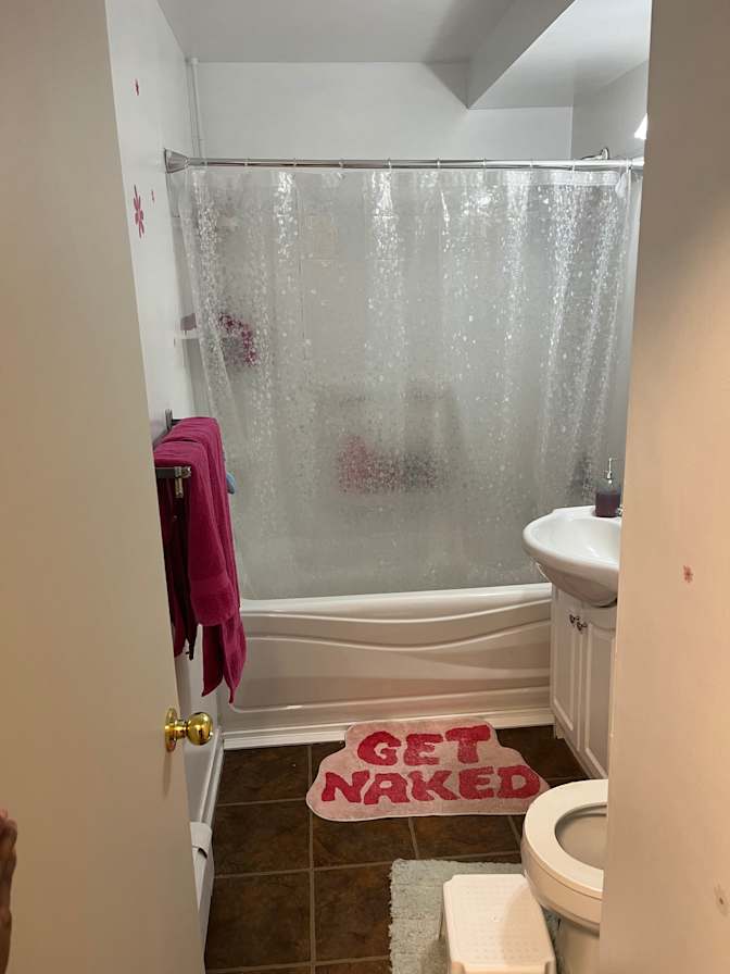 Frankia's room