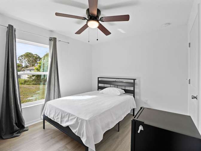 PadSplit's room
