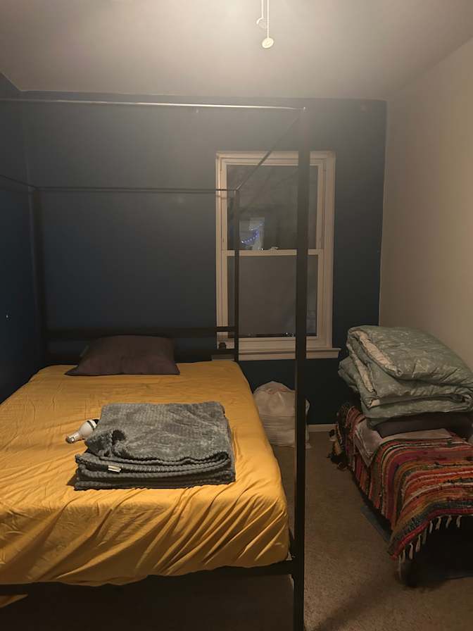 Mercik's room