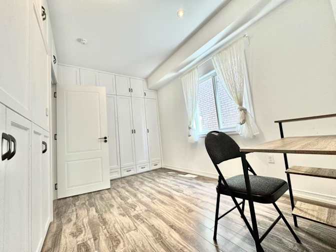 Tracy's room