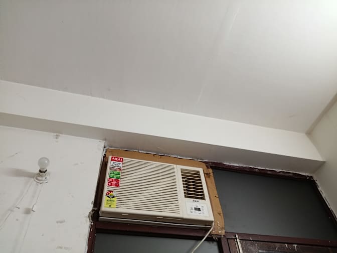 SHANUJ YADAV's room
