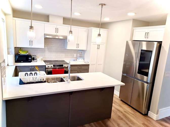 Yuvi Edmonton's room