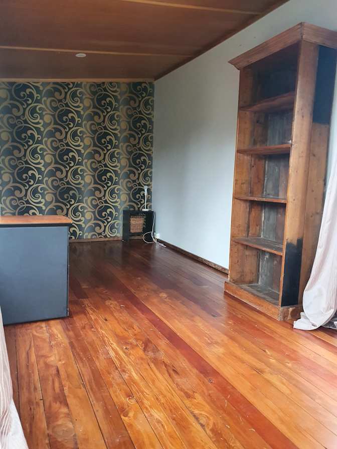 Lou's room