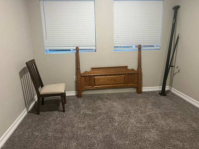 Tai's room