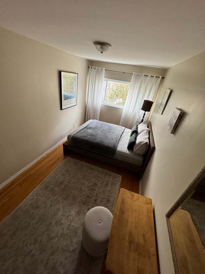 Razvan's room
