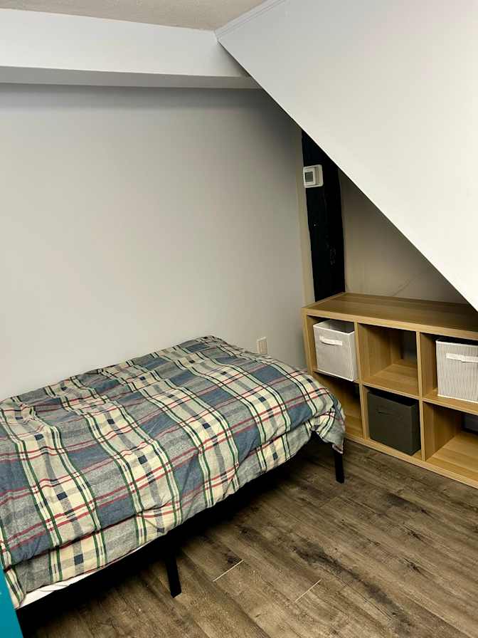 Tariq Rasheed's room