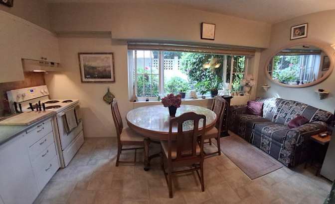 Shelora Dalen's room