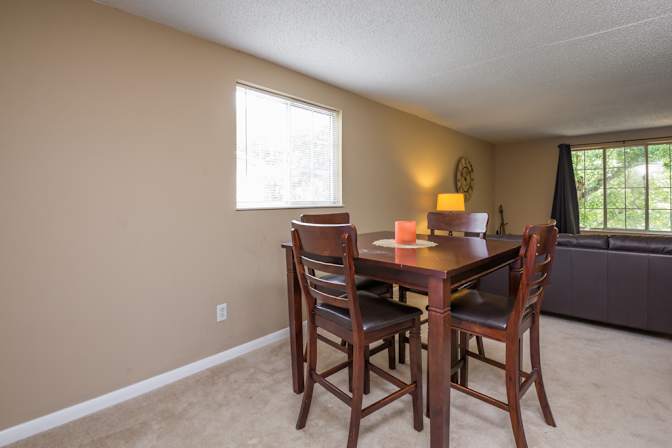lifedoorrentals's room