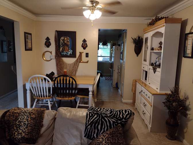 Christi's room