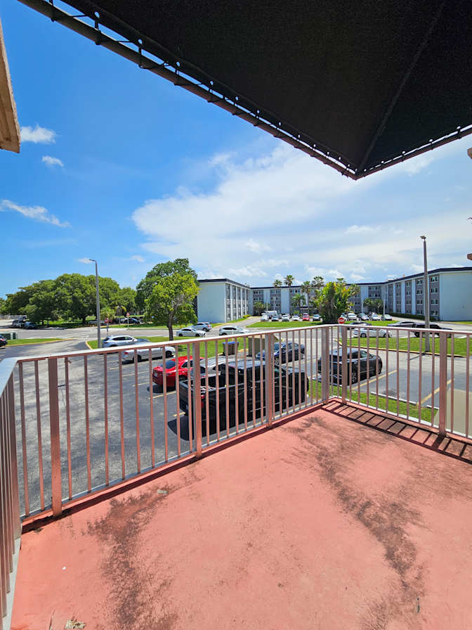 Juan's room