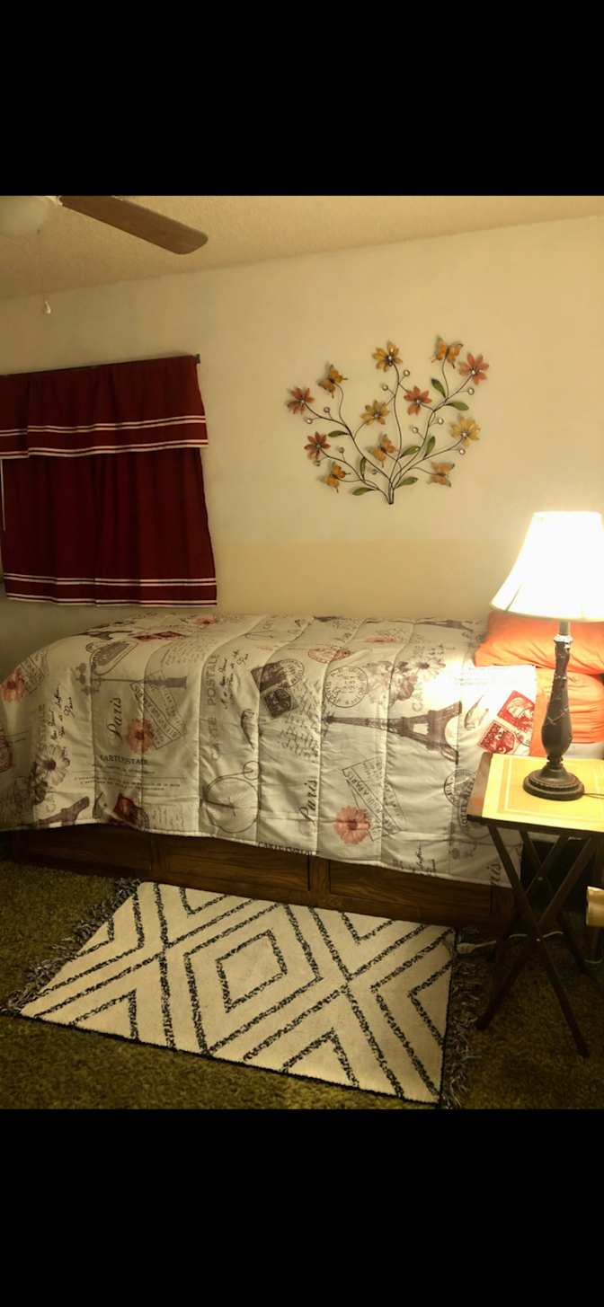 Steve's room