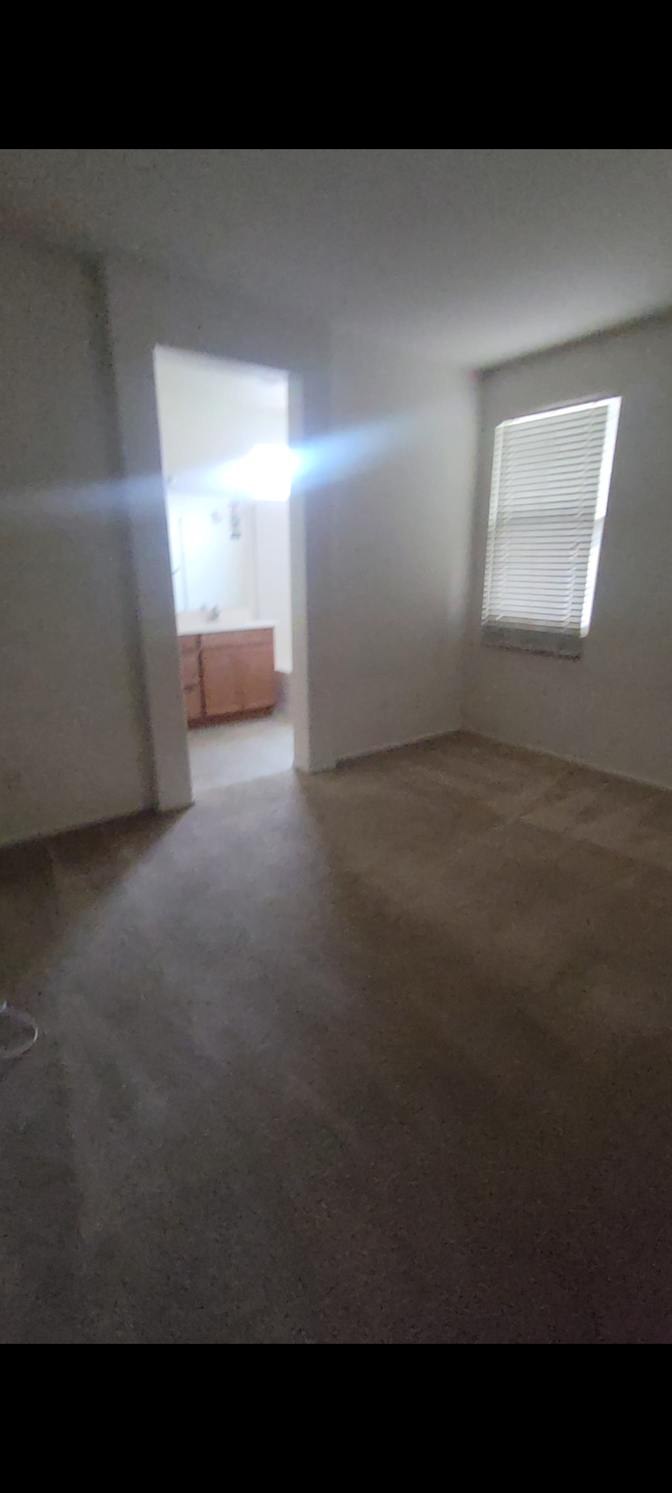 Lynn's room
