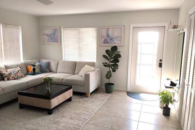 Lara's room